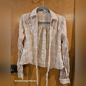 Fashion Nova Open Front/Tie at the bottom Women's Shirt